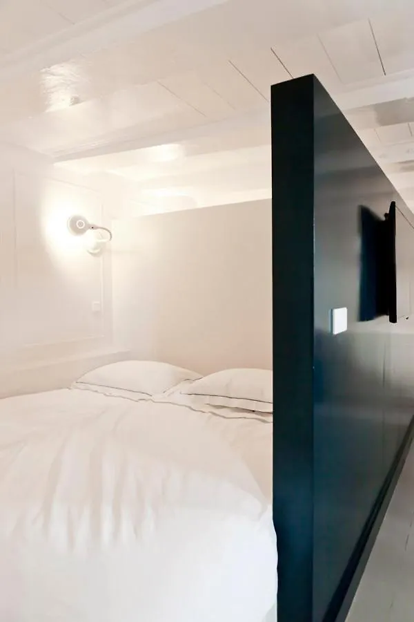 Luna'S Hideaway Amsterdam Bed & Breakfast